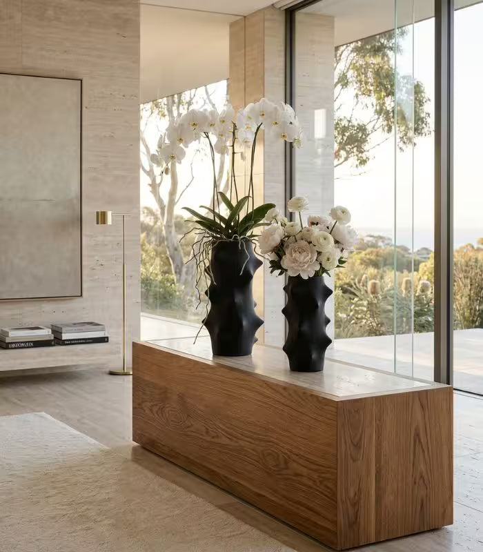 Thorn Matte Black Ceramic Vase – Sculptural Spiked Design