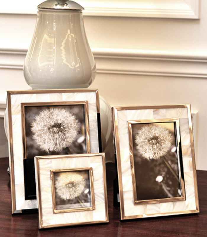 Picture Frame White Shell in Gold Frame 20.4 cm