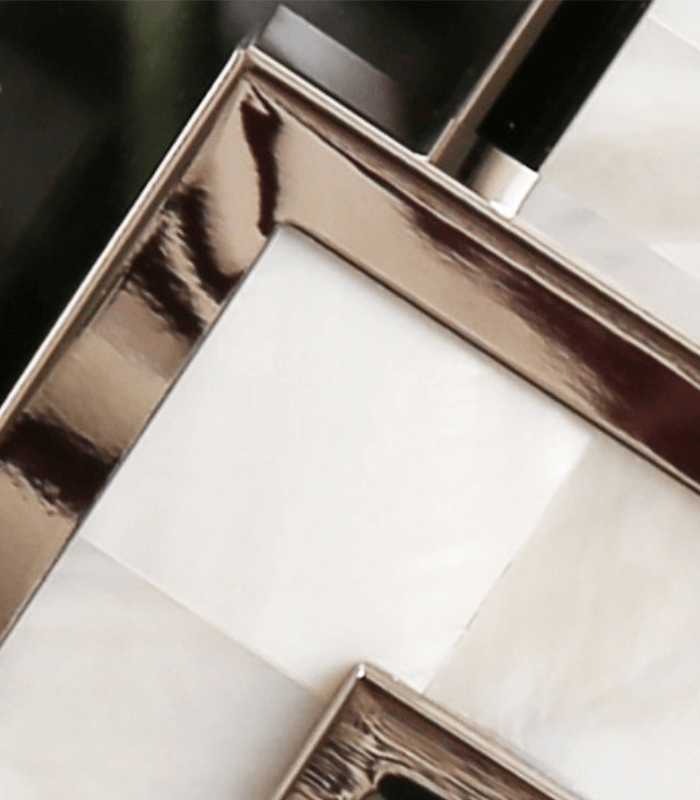 Picture Frame White Shell in Gold Frame 22.5 cm