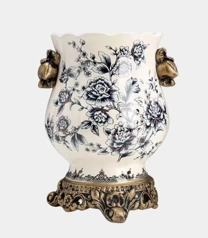 Elegant Blue & White Porcelain Vase with Crackle Glaze 21 cm (8.27 in)