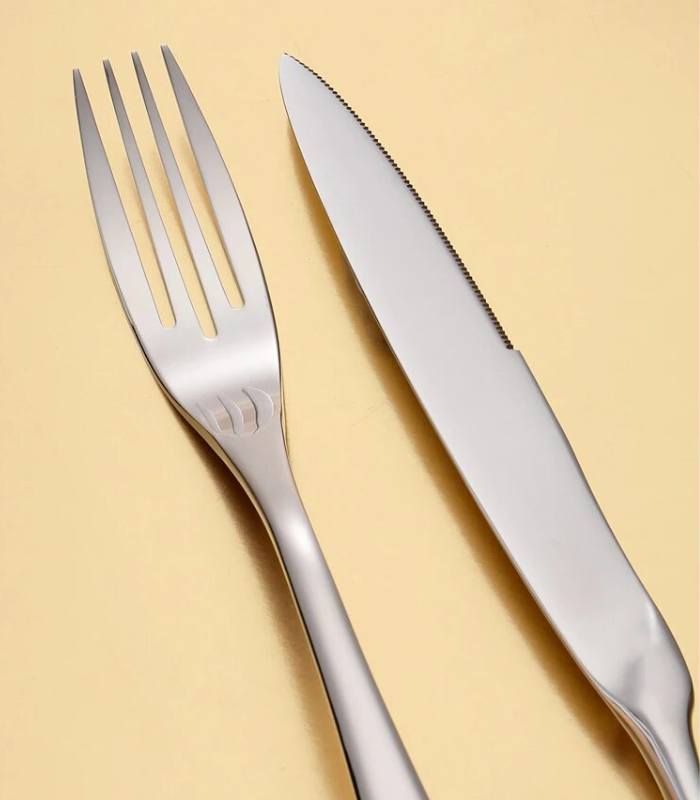 24 Pcs Cutlery Set New York Stainless Steel Flatware 18/8