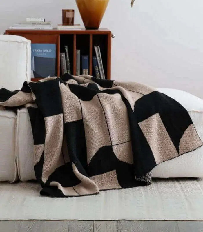 Geometric Harmony Knit Throw Blanket Modern Acrylic Knit Throw Blanket - Black and Beige 130x180 cm ( 51.18 in x 70.87 in)