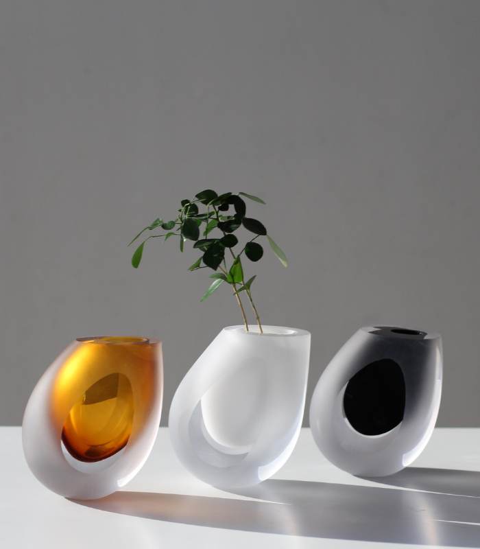 Decorative Crystal Glass Vase Hand-Crafted Crystal Glass Vase in Vibrant Sunset Hues