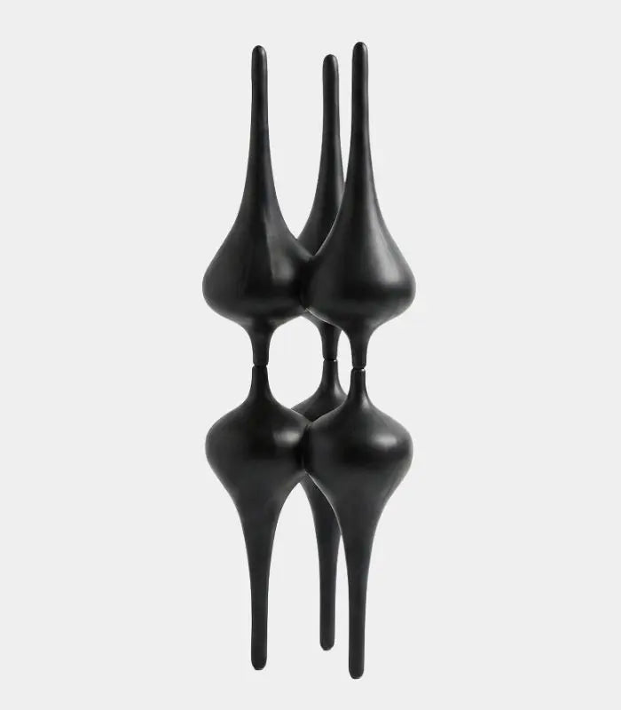 Riflesso Abstract Figurative Decorative Sculpture – Modern Black Resin Art Object 44 cm (17.32 in)