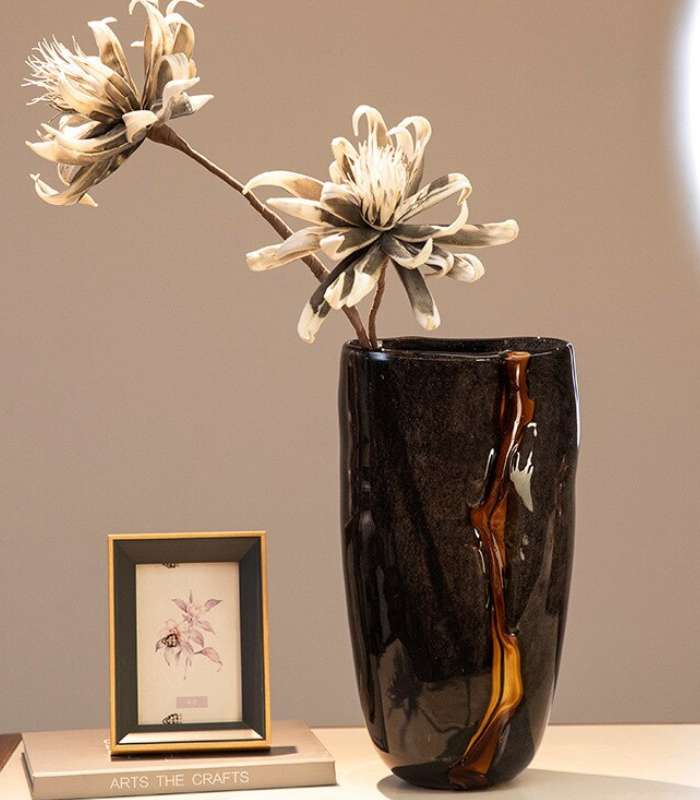 Tabletop Vase Black & Gold Kintsu Glass