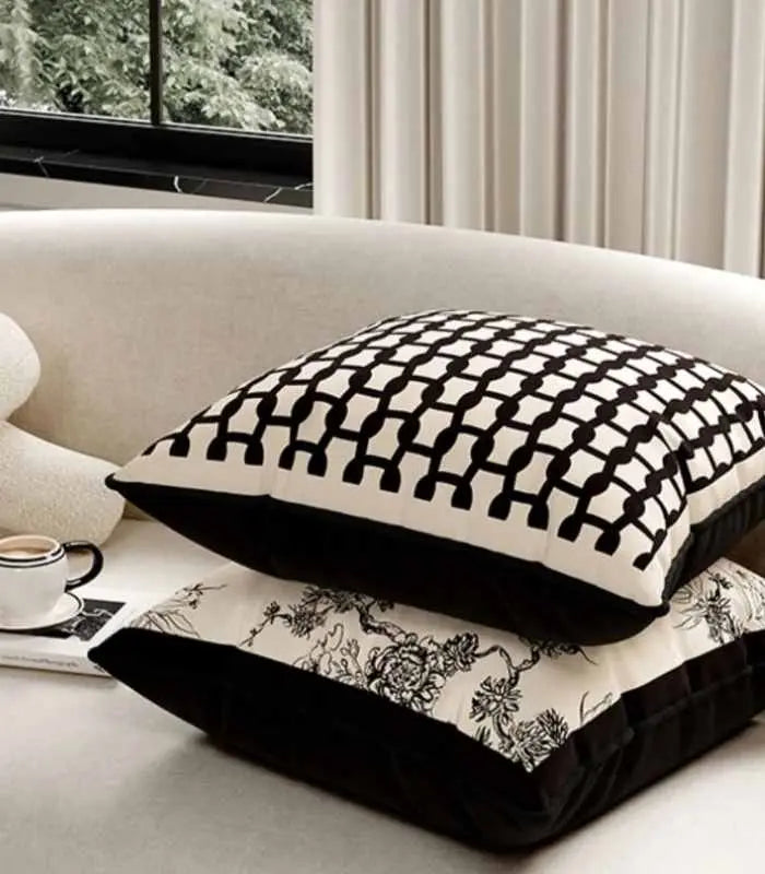 Romantic Cushion Cover Black & White Velvet