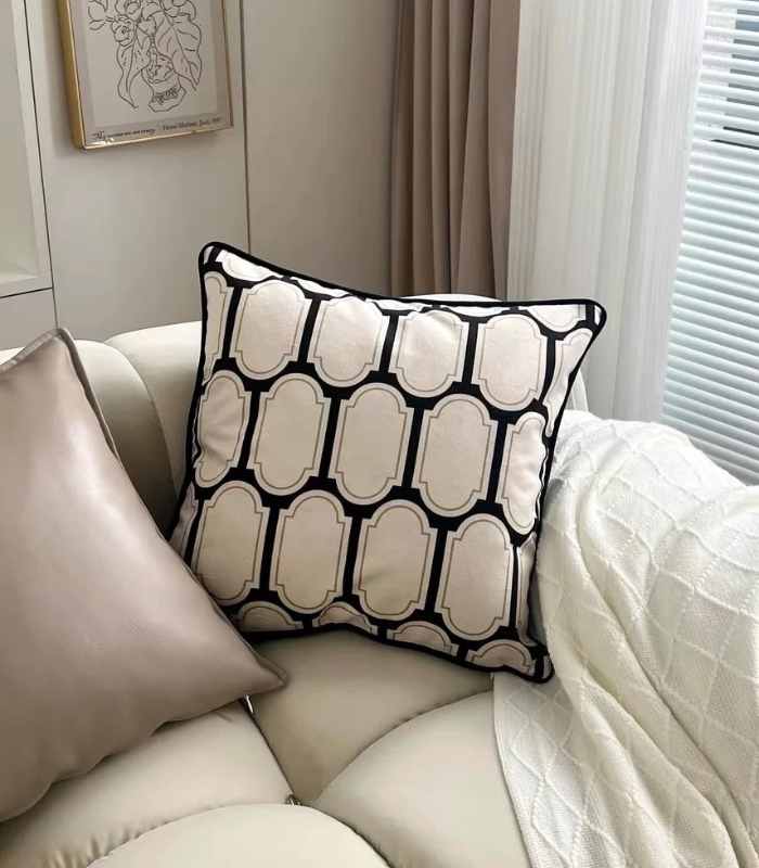 Romantic Cushion Cover Black & White Velvet
