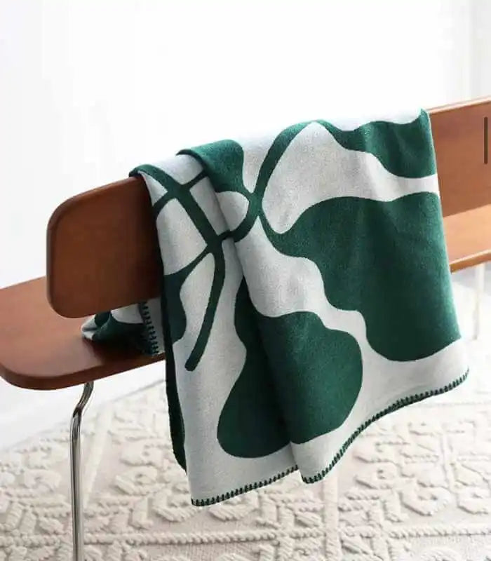 Abstract Leaf Pattern Throw Blanket Bohemian Throw Blanket Knitted  130x180 cm Green & White