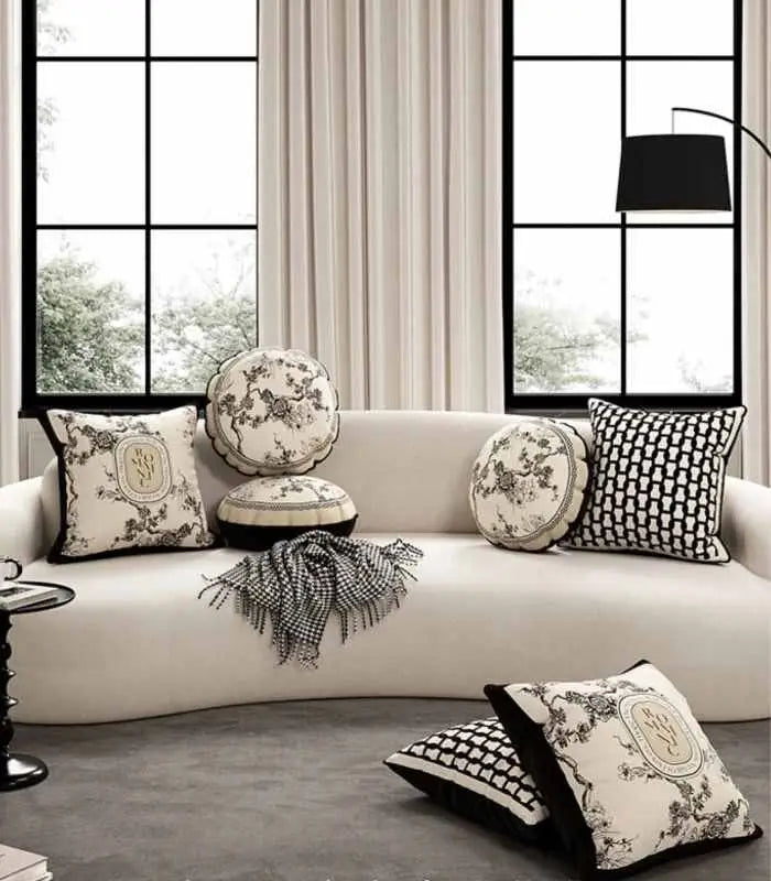 Romantic Cushion Cover Black & White Velvet