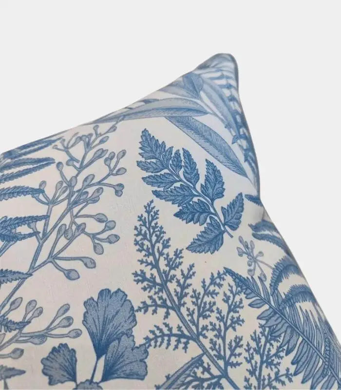 Botanical Haven Decorative Cushion Cover Tropical & Coastal Fern Print Throw Pillow Cover 45x45 cm