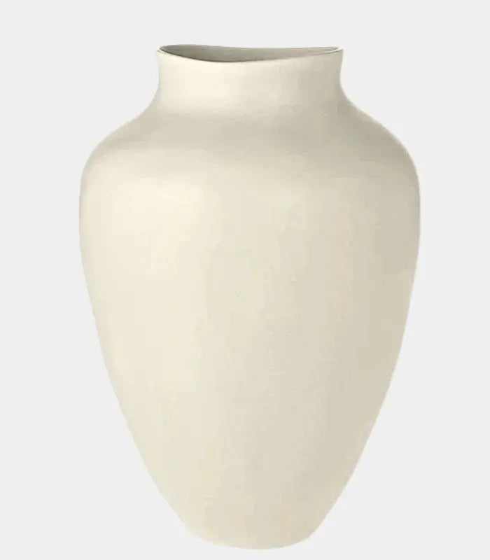 Atelier Ceramic Vase – Classic Amphora Silhouette Ivory