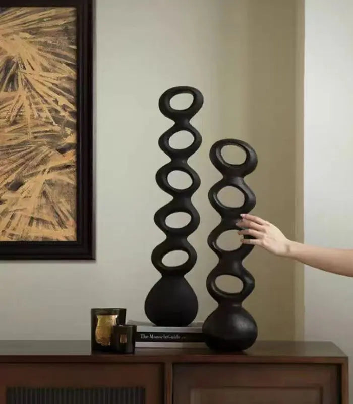 Abstract Organic Spiral Sculpture - Minimalist Black Decorative AccentResin 54 cm (21.26 in)