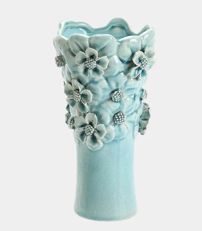 Flora Handgefertigte Blumenvase aus Porzellan – 3D-Blumenrelief, Craquelé-Glasur-Finish, 19,5 cm