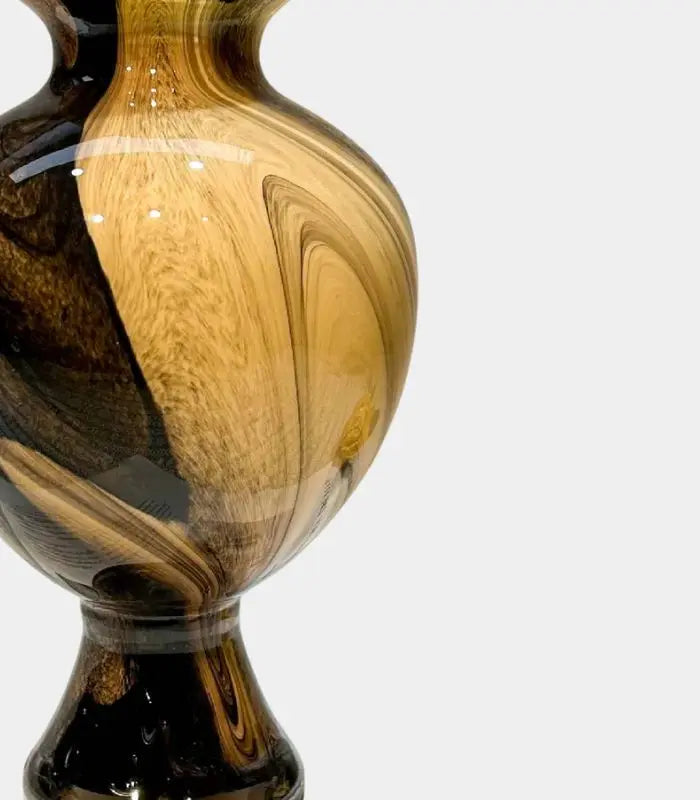 Swirled Glass Vase – Handcrafted Art Glass Design 25 cm (9.84 in)