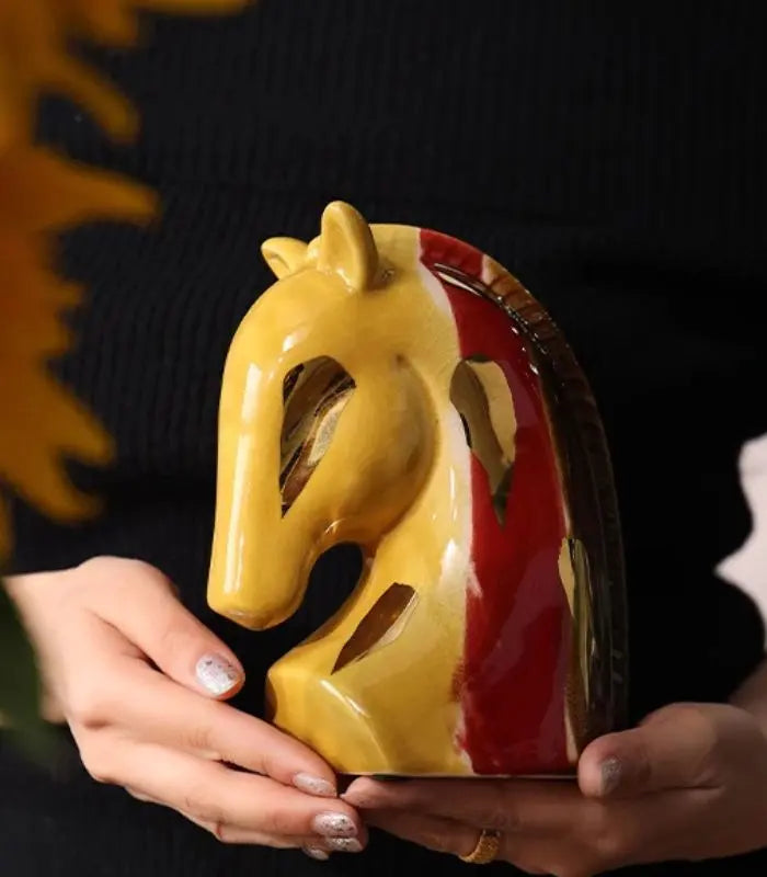 Elegant Porcelain Horse Bust Sculpture with Crackle Glaze – 17.5 cm