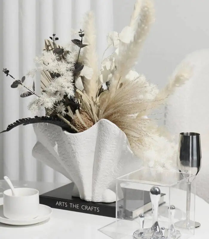 Modern Shell-Shaped Ceramic Vase - 36cm Centerpiece Vase Home Décor