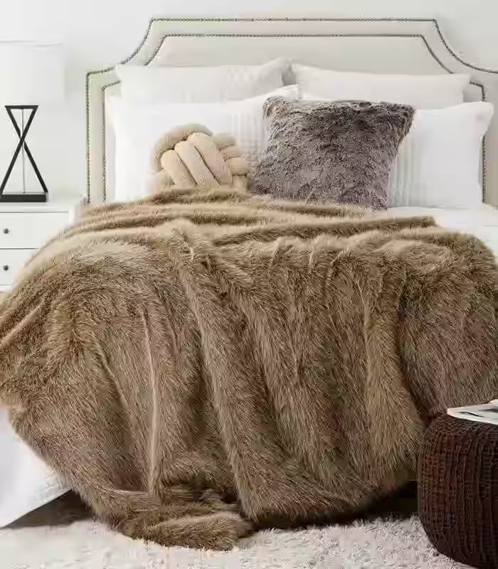 Faux Fur Throw Blanket – Sophisticated Textured Design Natural Tan