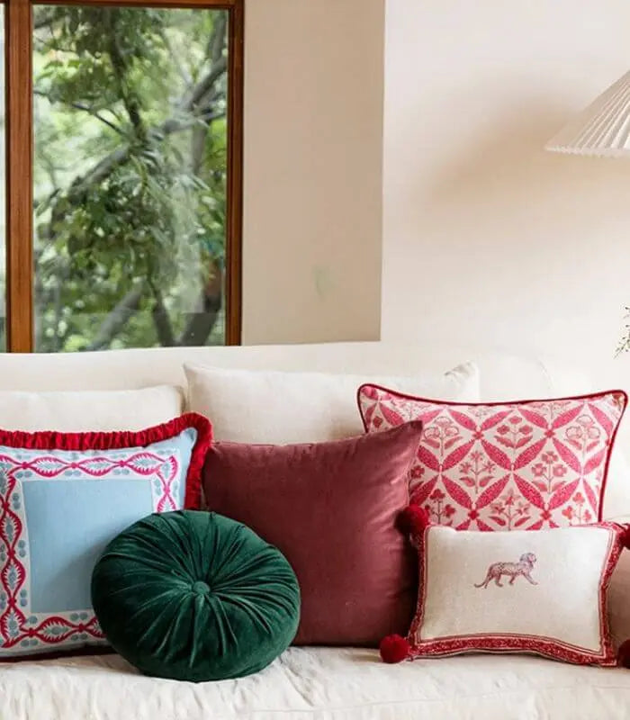 Vintage Style Cushion Cover Decorative Pillow Case Pompon Tassels 30x40 cm