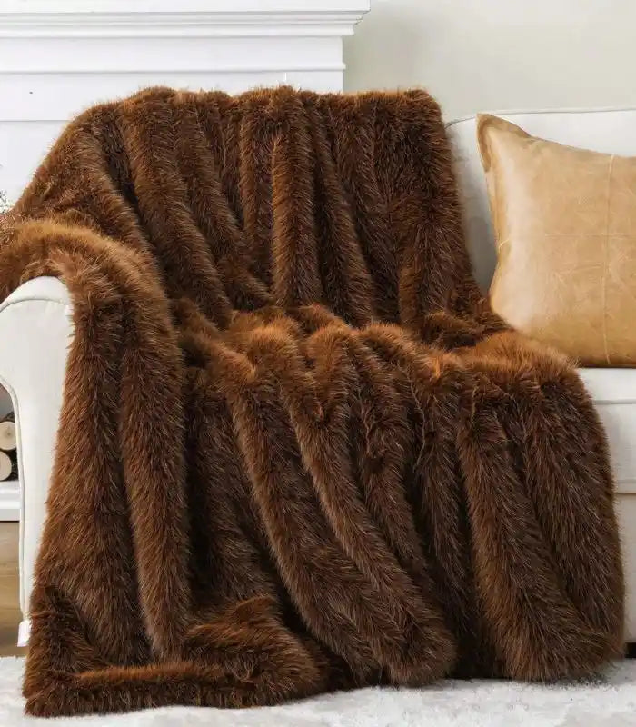 Coffee Brown Faux Fur Throw Blanket – Luxurious Textured Design