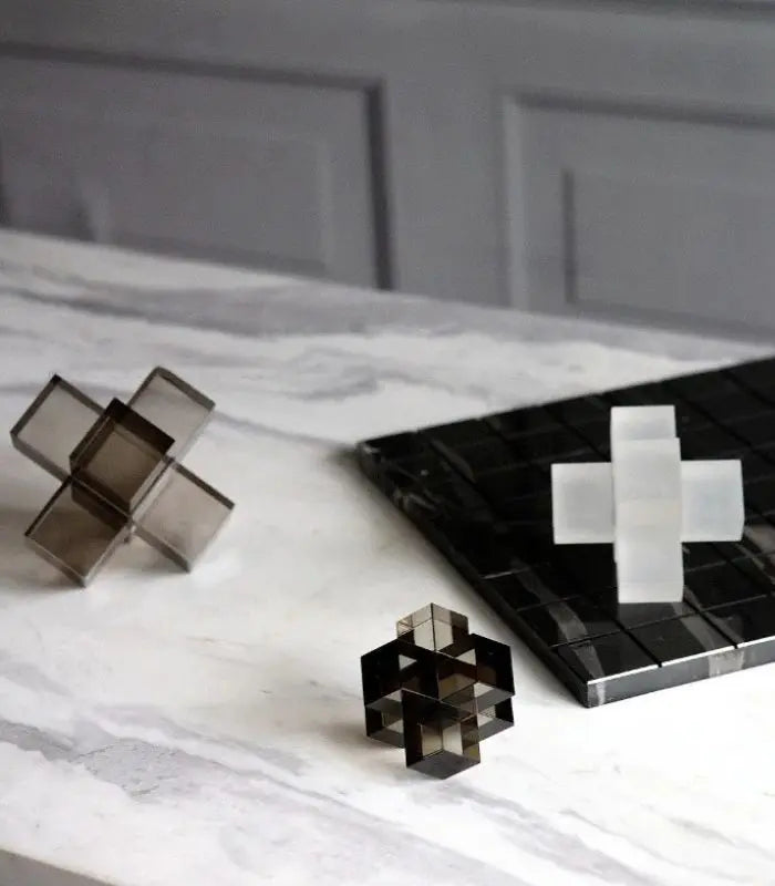 Modern Geometric Crystal Glass Sculpture – Abstract Décor Accent