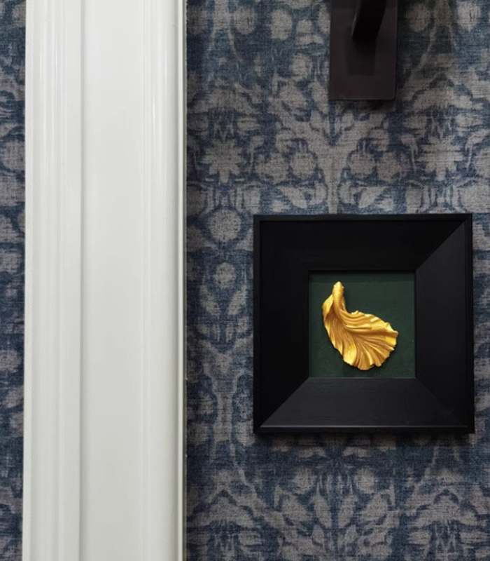 Elegant Betta Fish Wall Art - Hand-Painted Gold Sculpture in Black Wooden Frame (23x23cm)