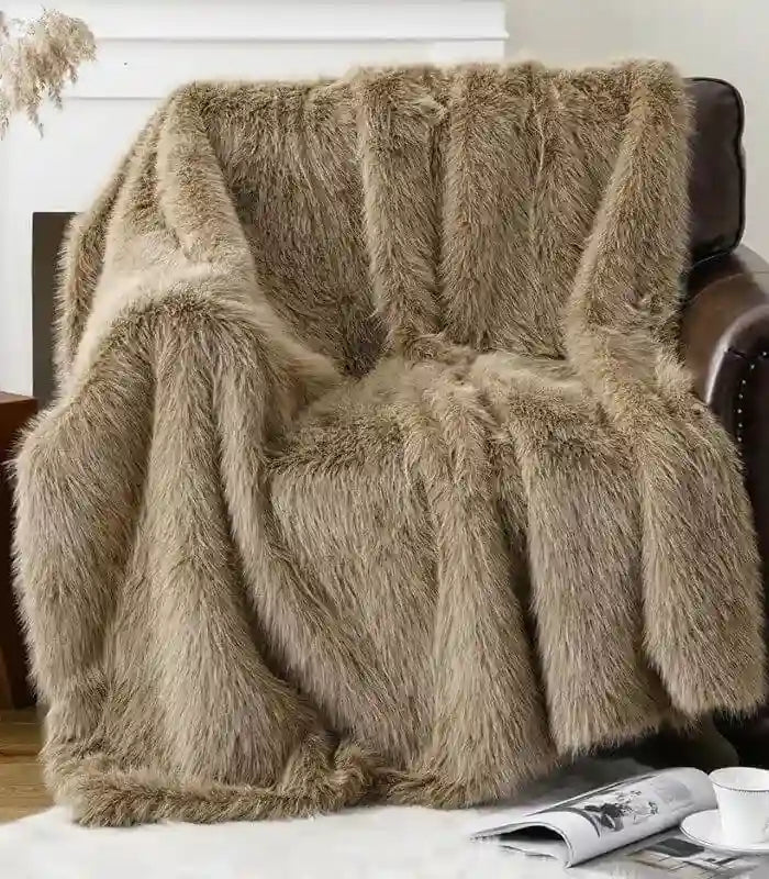 Faux Fur Throw Blanket – Sophisticated Textured Design Natural Tan