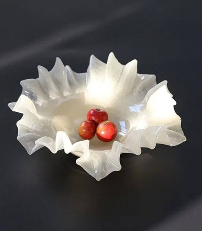 Ondine Ruffled Glass Bowl – Sculptural Leaf-Edge Design