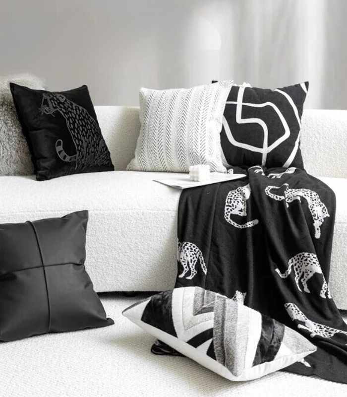 Leopard Blanket Throw Knitted Black & White 1 kg Acrylic