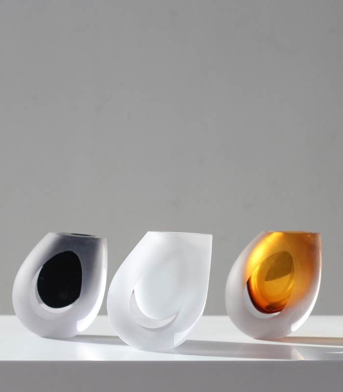 Decorative Crystal Glass Vase Hand-Crafted Crystal Glass Vase in Vibrant Sunset Hues