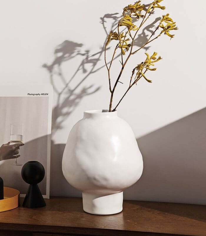 Artisan Lunara Keramikvase – Abstrakte skulpturale Keramik, Weiß