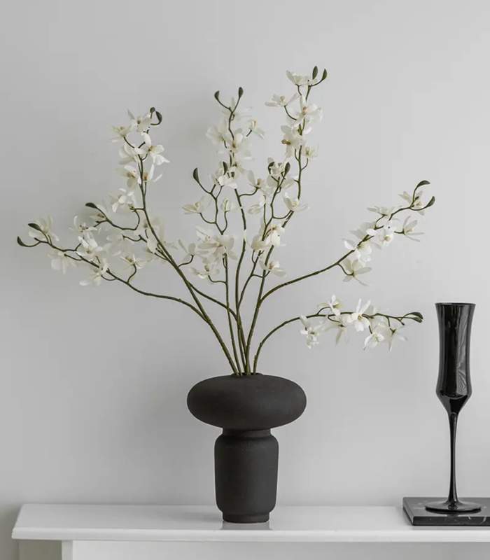 Modern Matte Black Ceramic Vase - Versatile Minimalist Decor Table Top Vase
