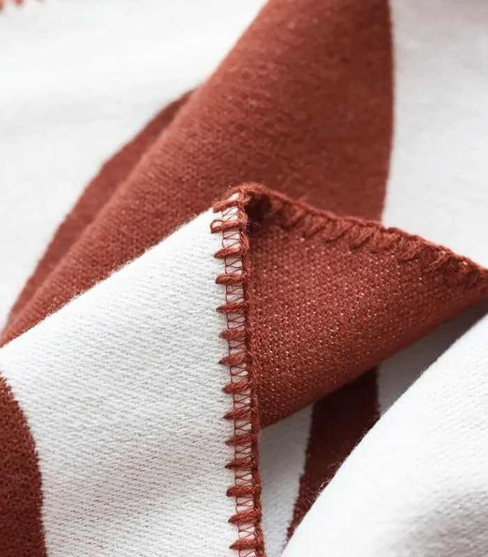 Abstract Leaf Pattern Throw Blanket Bohemian Throw Blanket Knitted 130x180 cm Red & White