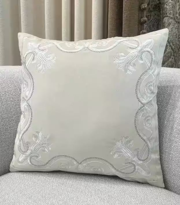 Baroque Embroidered Velvet Cushion Cover - Metallic Thread Border Design - 45x45cm (18x8) - Decorative Throw Pillow Cases