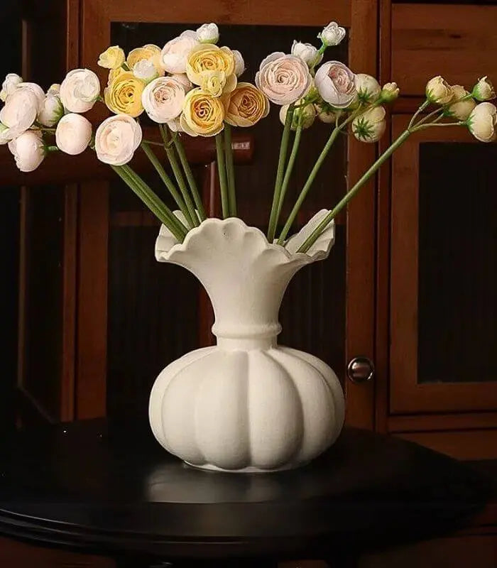 Luna Fluted Ceramic Vase – Matte White, 20 cm