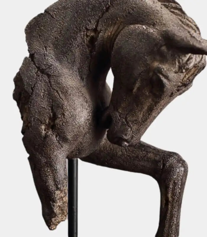 Contemplative Equine Decorative Sculpture – Artisan Resin Masterpiece Large 43 cm