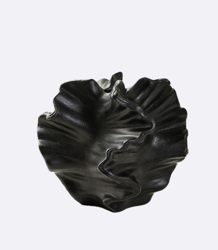 Dekorative Tischvase, handgefertigt aus Keramik