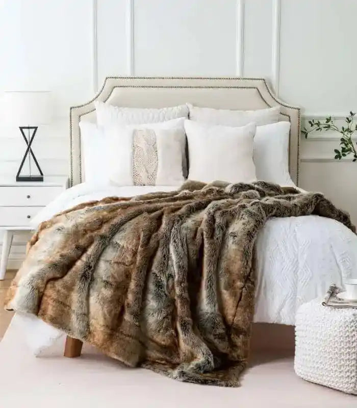 Plush Faux Fur Throw Blanket - Soft Thick Brown Animal Pattern