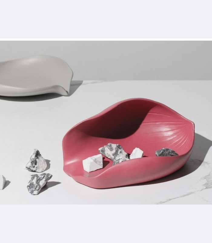 Last Aristocrat Modern Decorative Fruit Bowl Tray Lotus Petal Resin