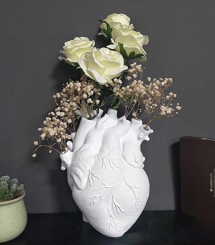 Heart Vase White Resin White