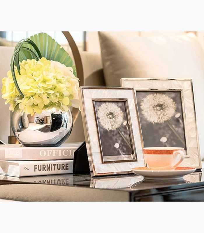 Picture Frame White Shell in Gold Frame