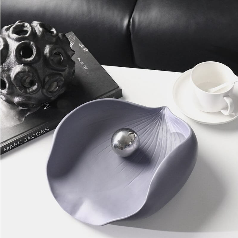 Last Aristocrat Modern Decorative Fruit Bowl Tray Lotus Petal Resin