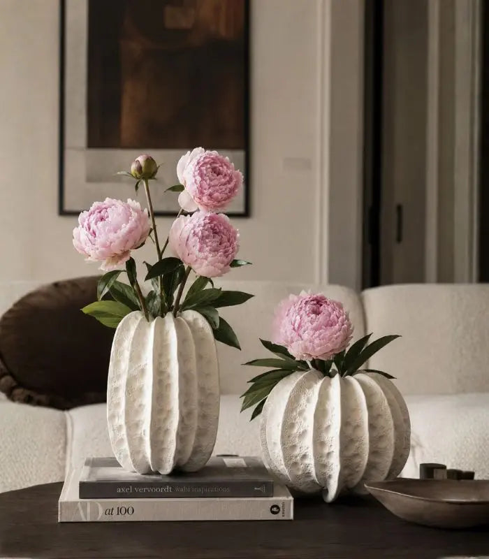 Onda Handcrafted Ceramic Vase – Rippled Texture in Cream