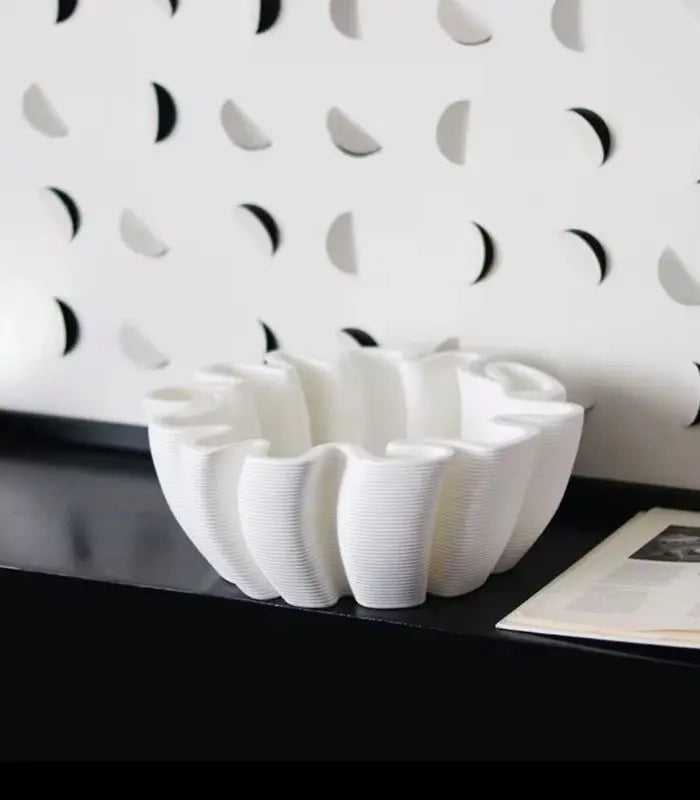 Sculptural Bowl – Contemporary Fluted Design 32 cm (12.6 in) Resin