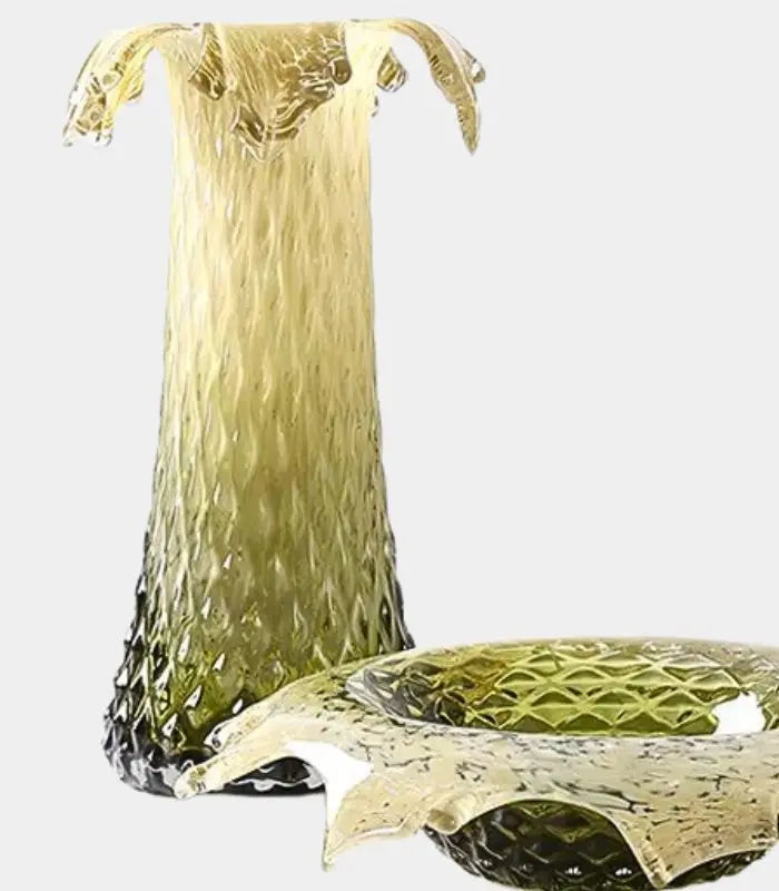 Luminara Glass Bowl – Sculptural Bloom Design 31 cm