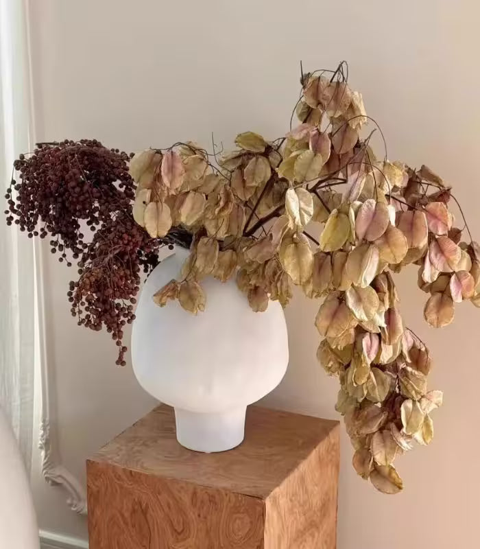 Aurelia Handcrafted Ceramic Tabletop Vase – Modern White Spherical Pedestal Design 33 cm