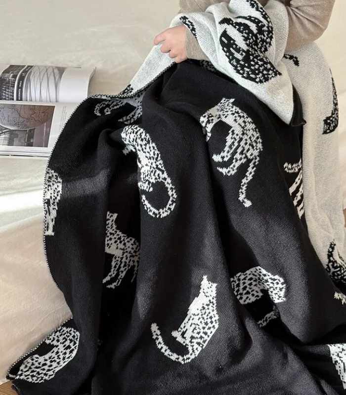 Leopard Blanket Throw Knitted Black & White