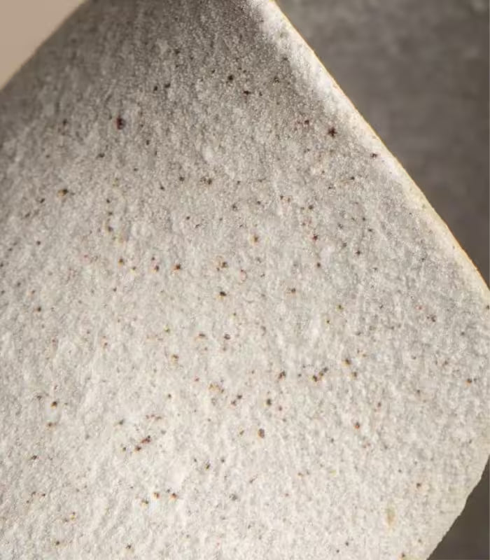 Lacrima Handcrafted Ceramic Vase – Sculptural Organic Form in Textured Cream 30 cm