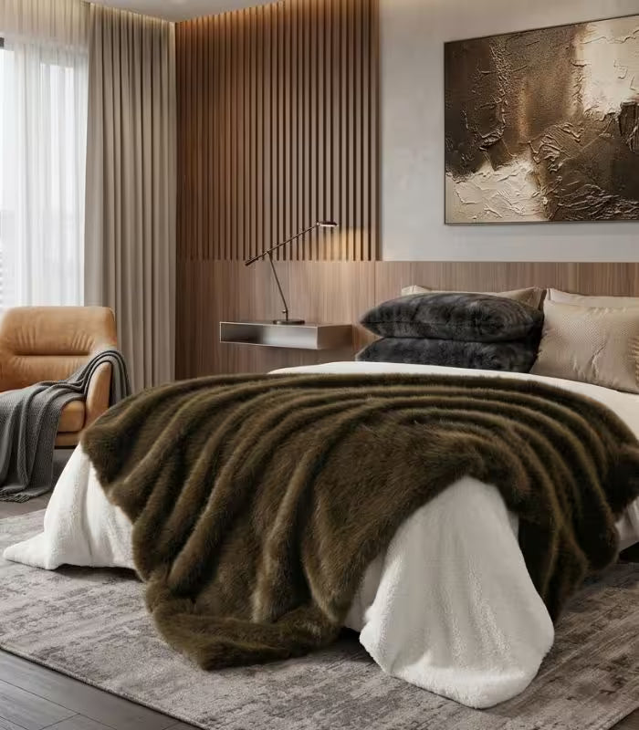 Forestwood Faux Fur Throw Blanket – Plush Oversized Design for Sofa and Bed