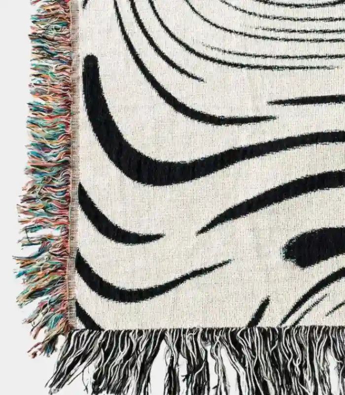 Marbled Tapestry Throw – Woven Abstract Design