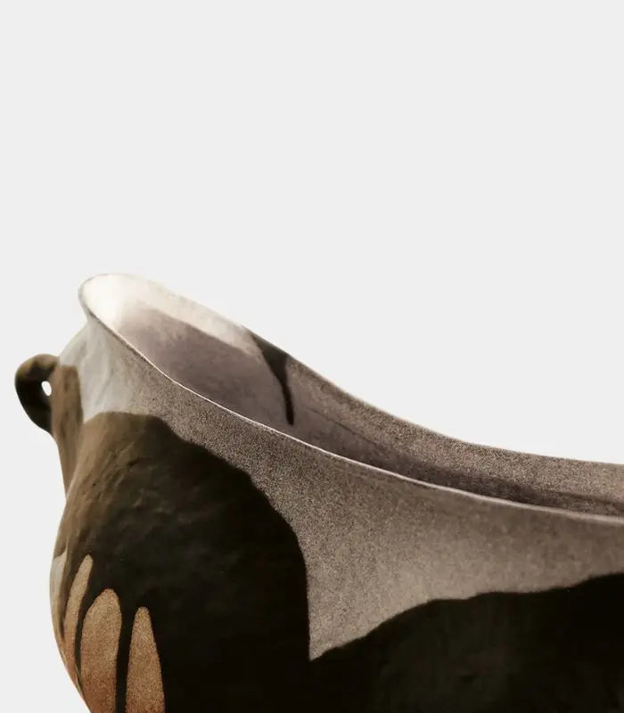 Artemis Ceramic Vase – Handcrafted Sculptural Design Large 42 cm